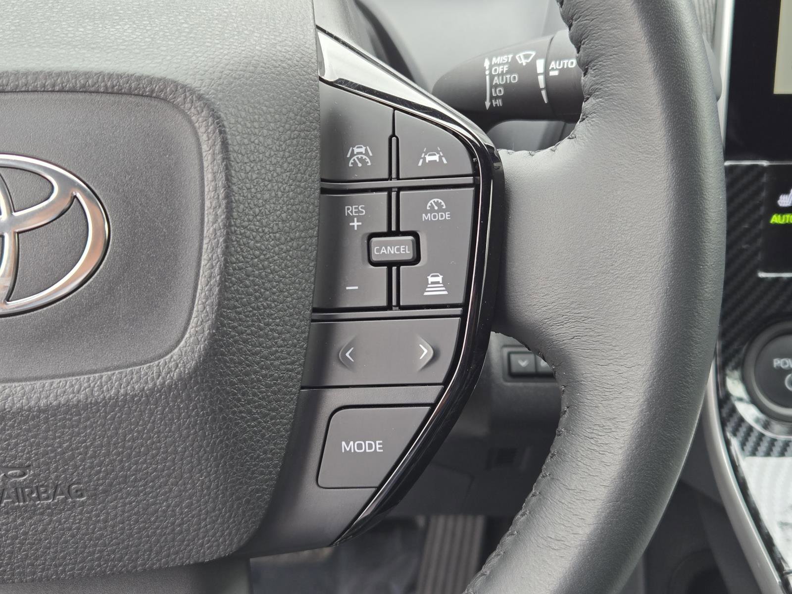 Used 2024 Toyota bZ4X FWD image 16