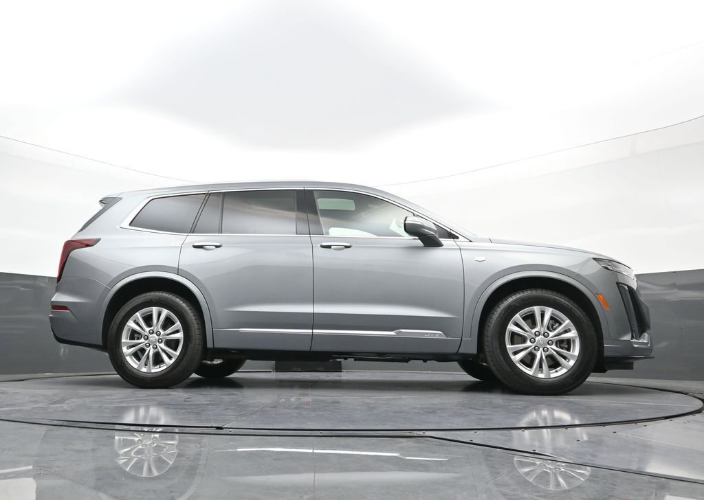 Used 2023 Cadillac XT6 Luxury FWD image 30