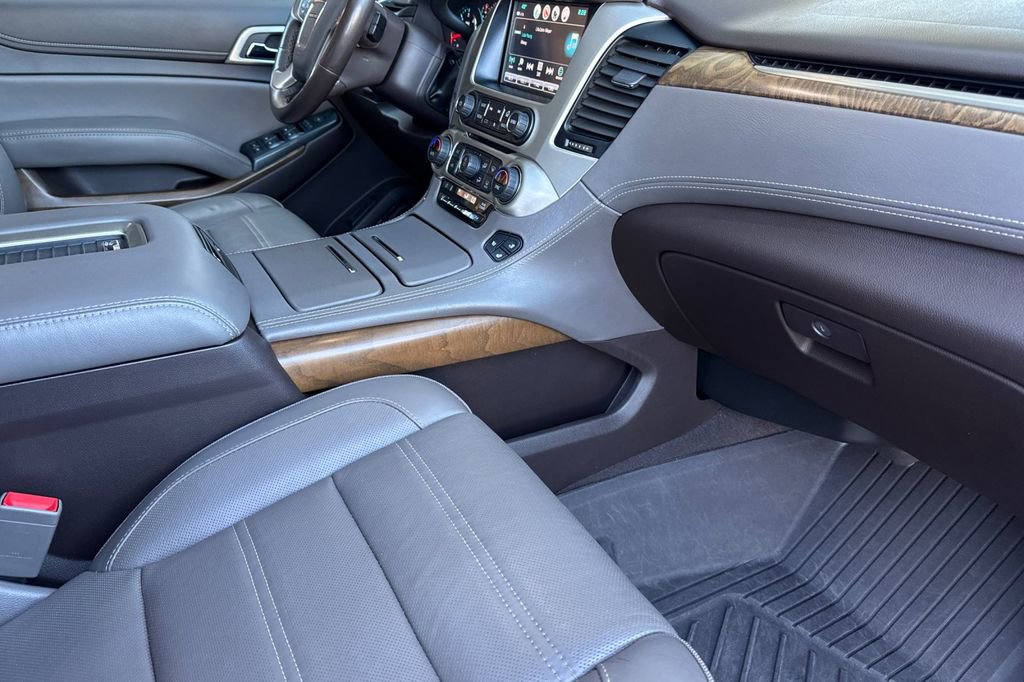 Used 2020 GMC Yukon XL Denali w/ Denali Premium Package image 19