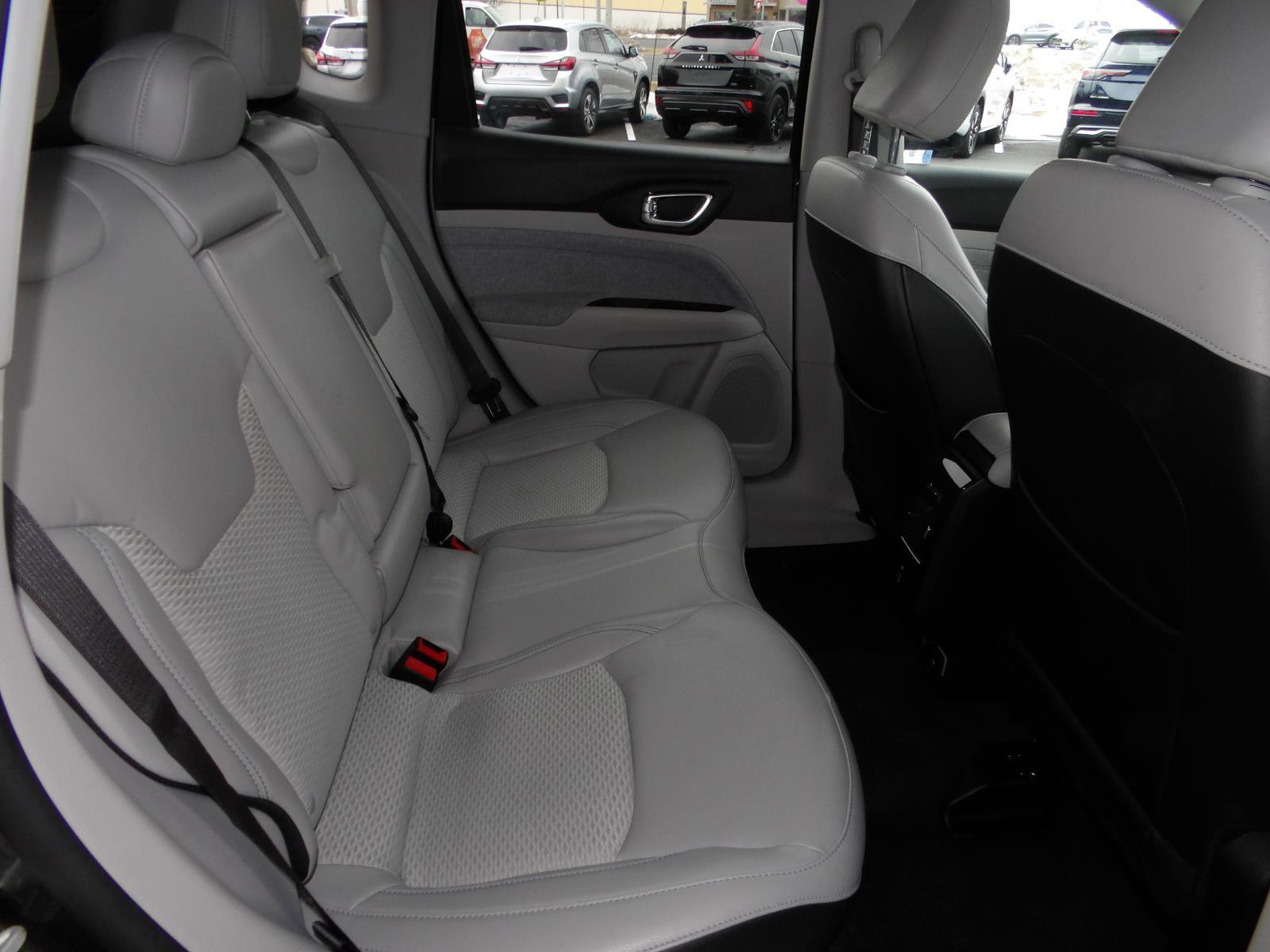 Used 2022 Jeep Compass Latitude w/ Convenience Group image 27