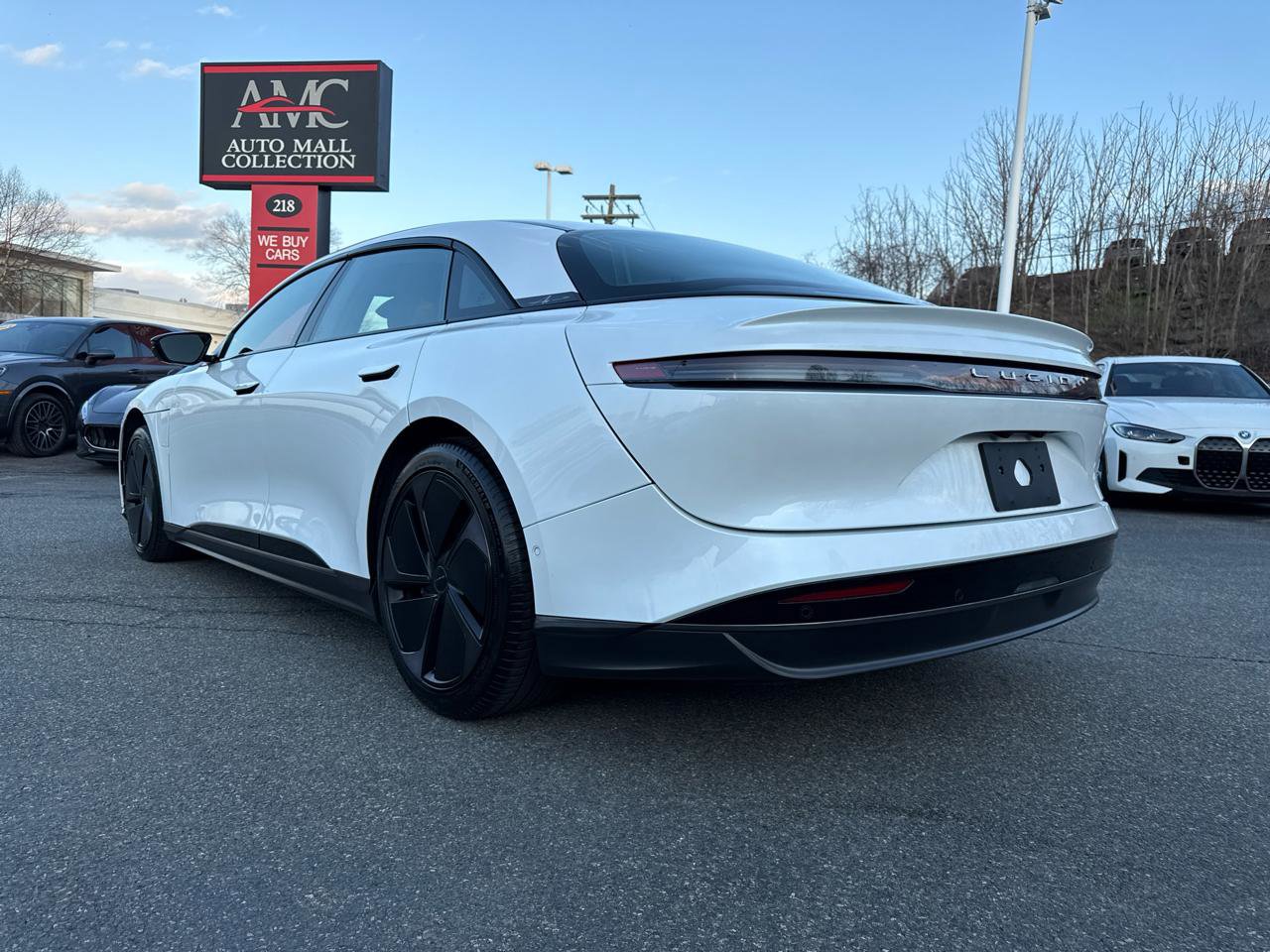 Used 2024 Lucid Air Touring image 7