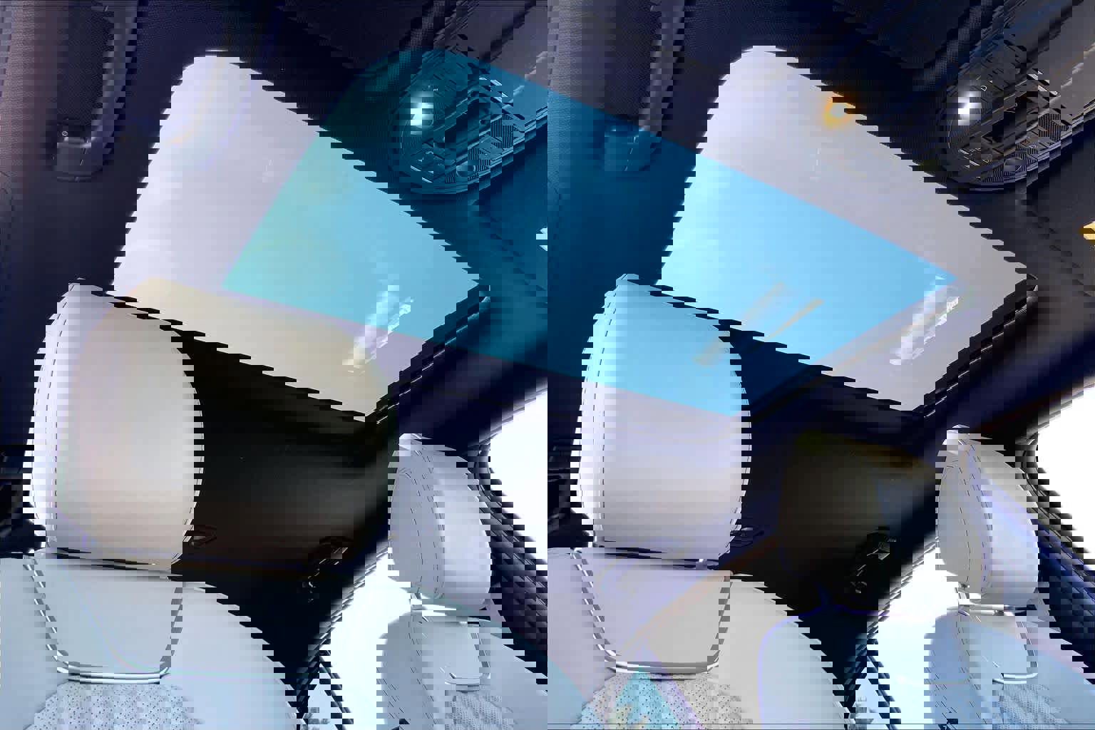 Used 2023 Genesis G70 2.0T w/ Sport Prestige Package image 14