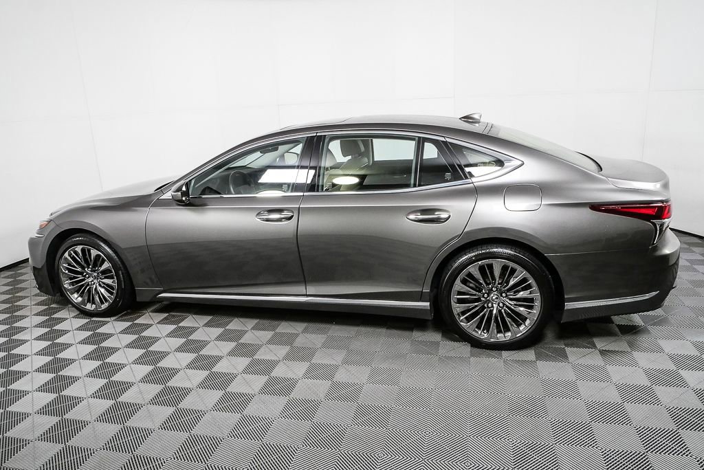 Used 2020 Lexus LS 500 AWD w/ Interior Upgrade Package image 31