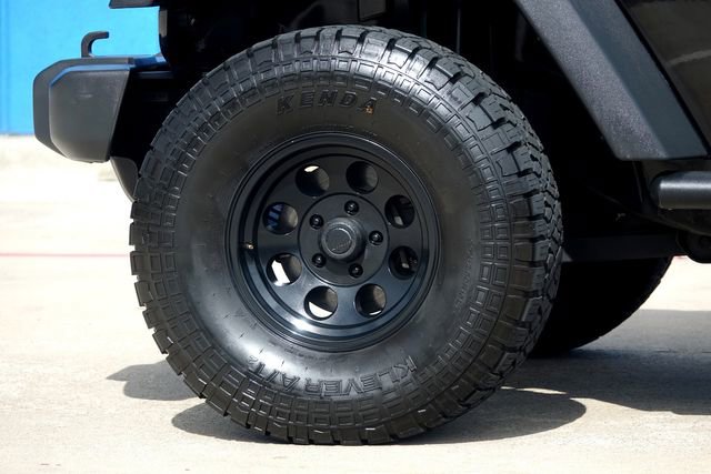 Used 2010 Jeep Wrangler Unlimited Sport image 36