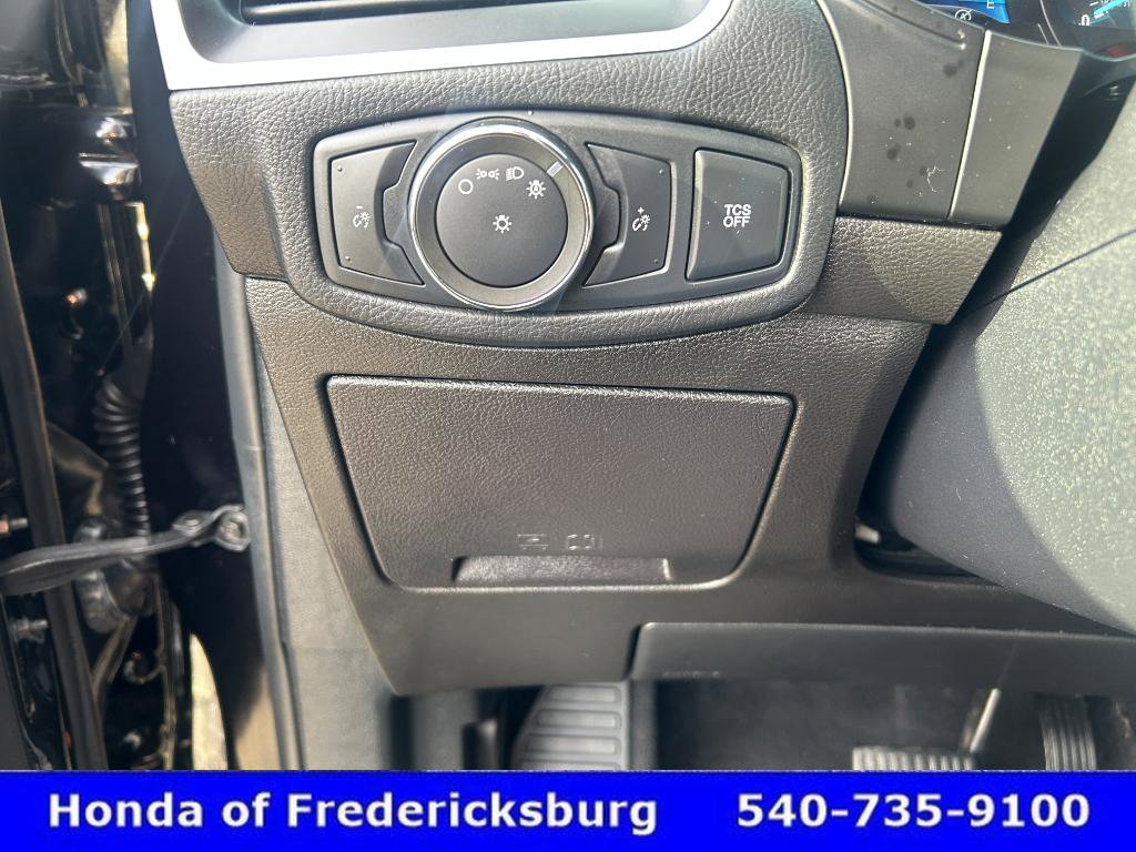 Used 2022 Ford Edge SE w/ Black Appearance Package image 26