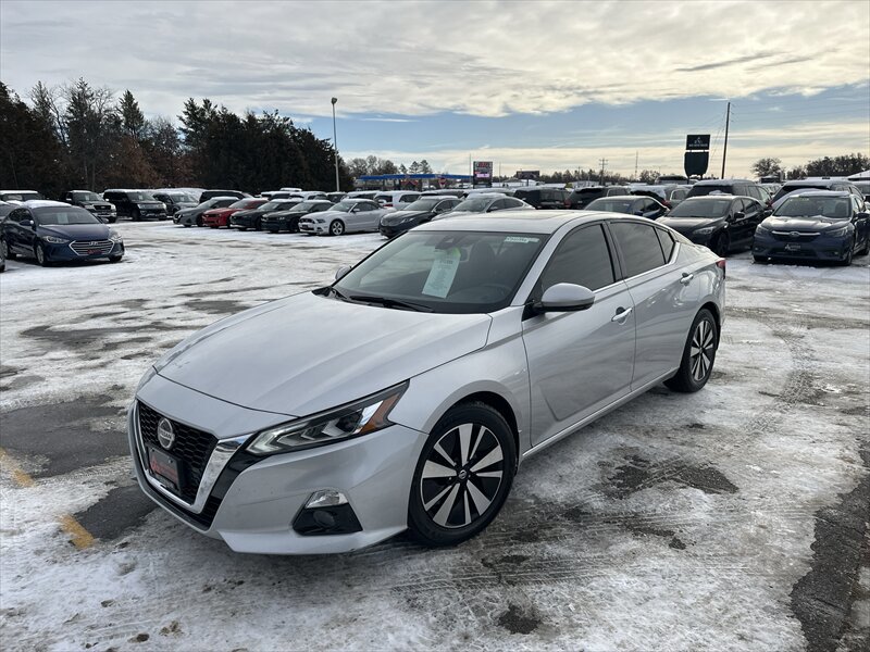 Used 2019 Nissan Altima 2.5 SV FWD image 1