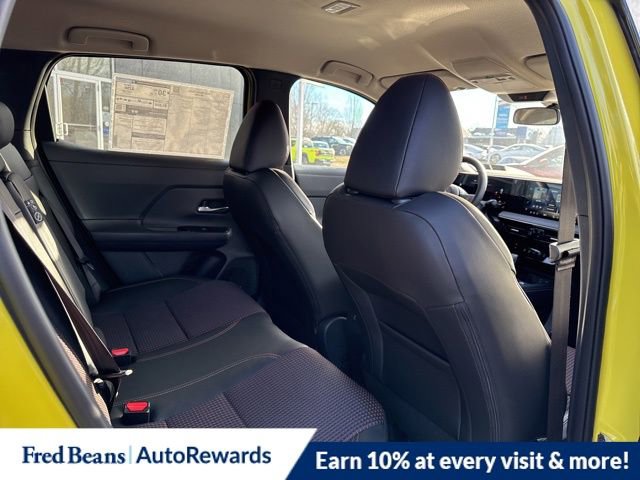 New 2026 Nissan Kicks SR w/ Cold Weather Package image 11