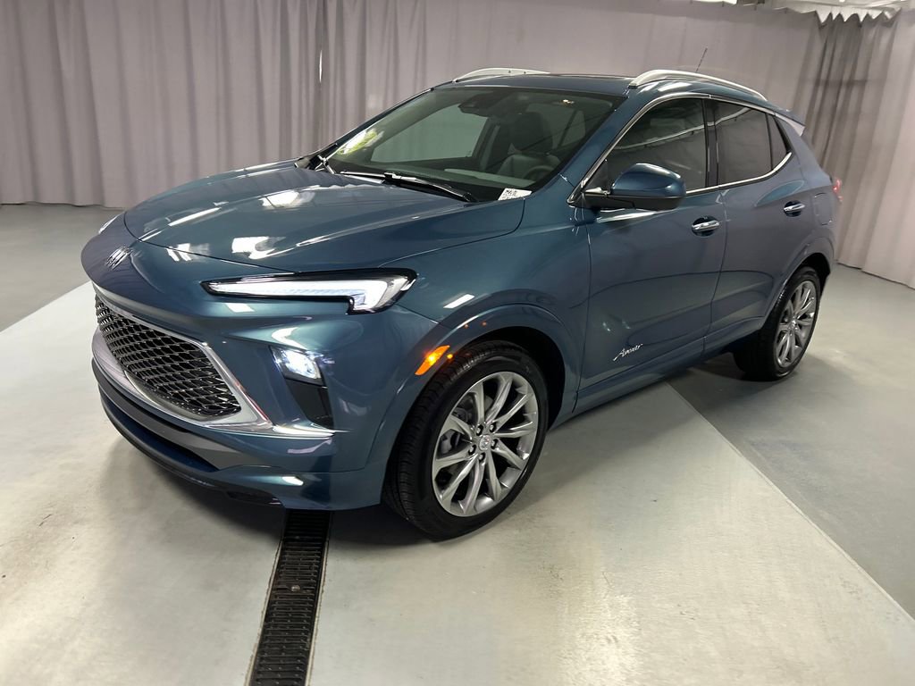 Used 2026 Buick Encore GX Avenir w/ Avenir Technology Package image 3