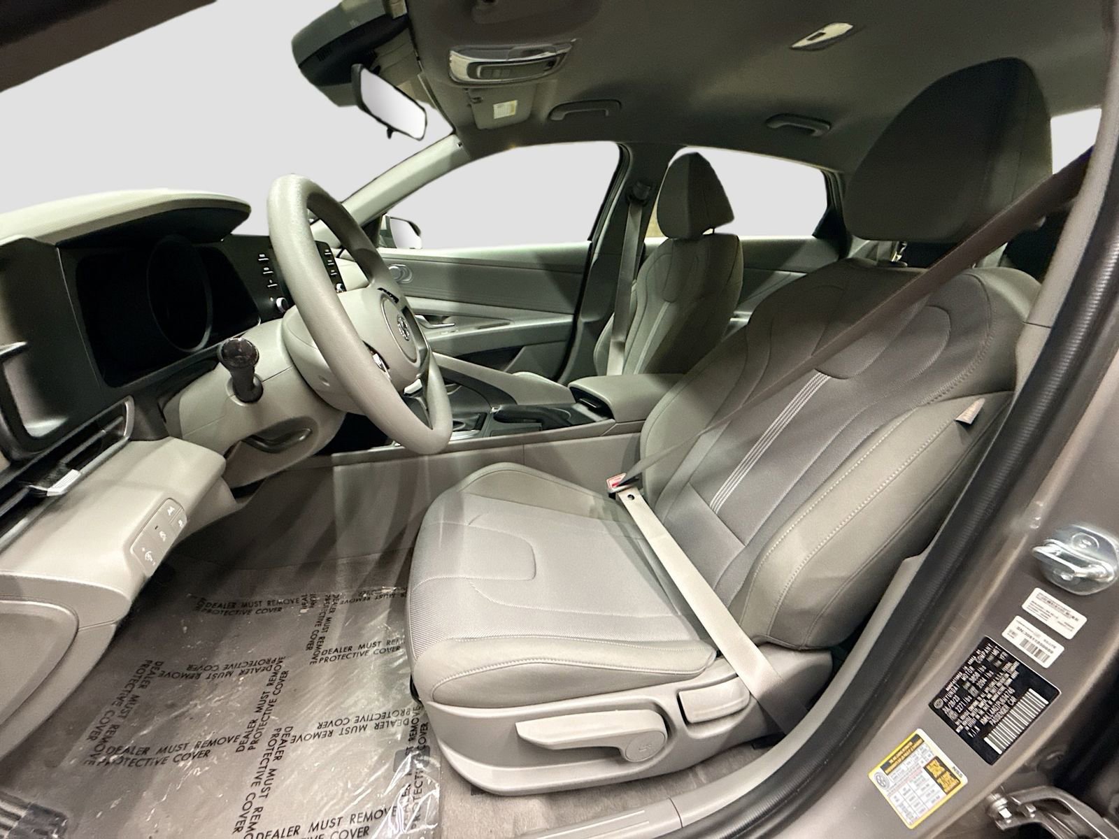 Used 2023 Hyundai Elantra SE image 23