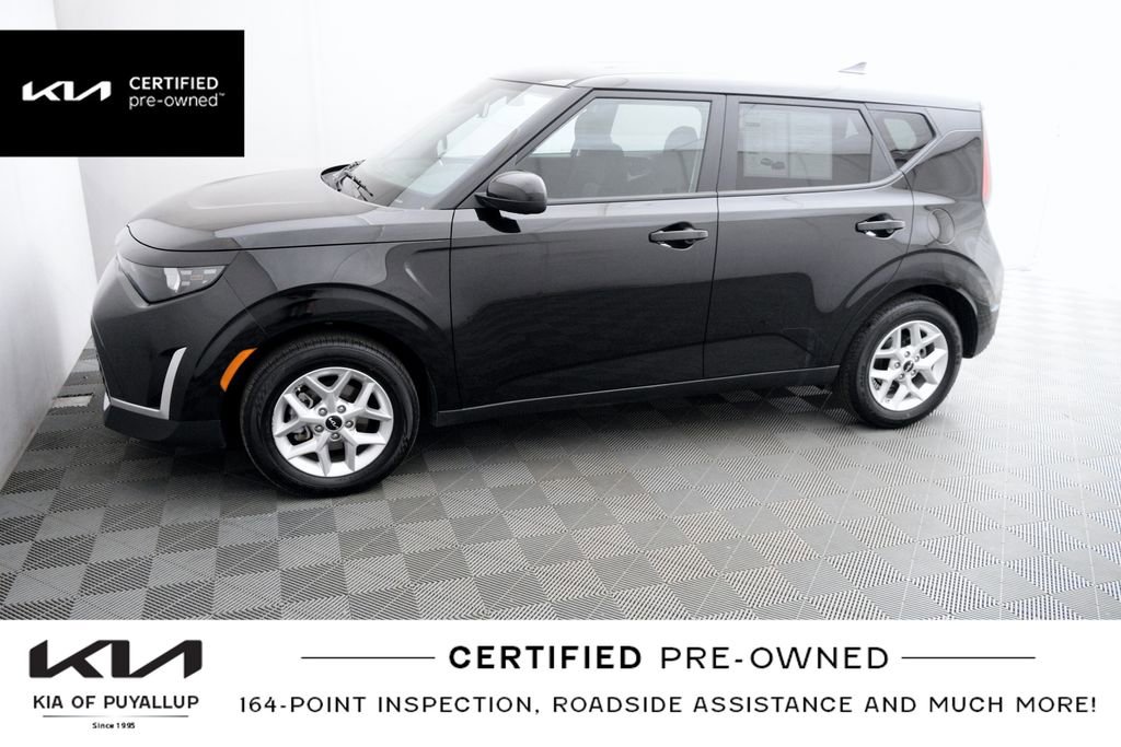 Certified 2025 Kia Soul LX FWD image 9