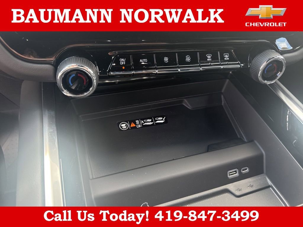 New 2026 Chevrolet Suburban RST w/ Comfort Package image 32