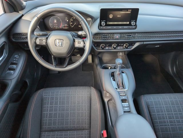 Used 2025 Honda HR-V Sport image 27