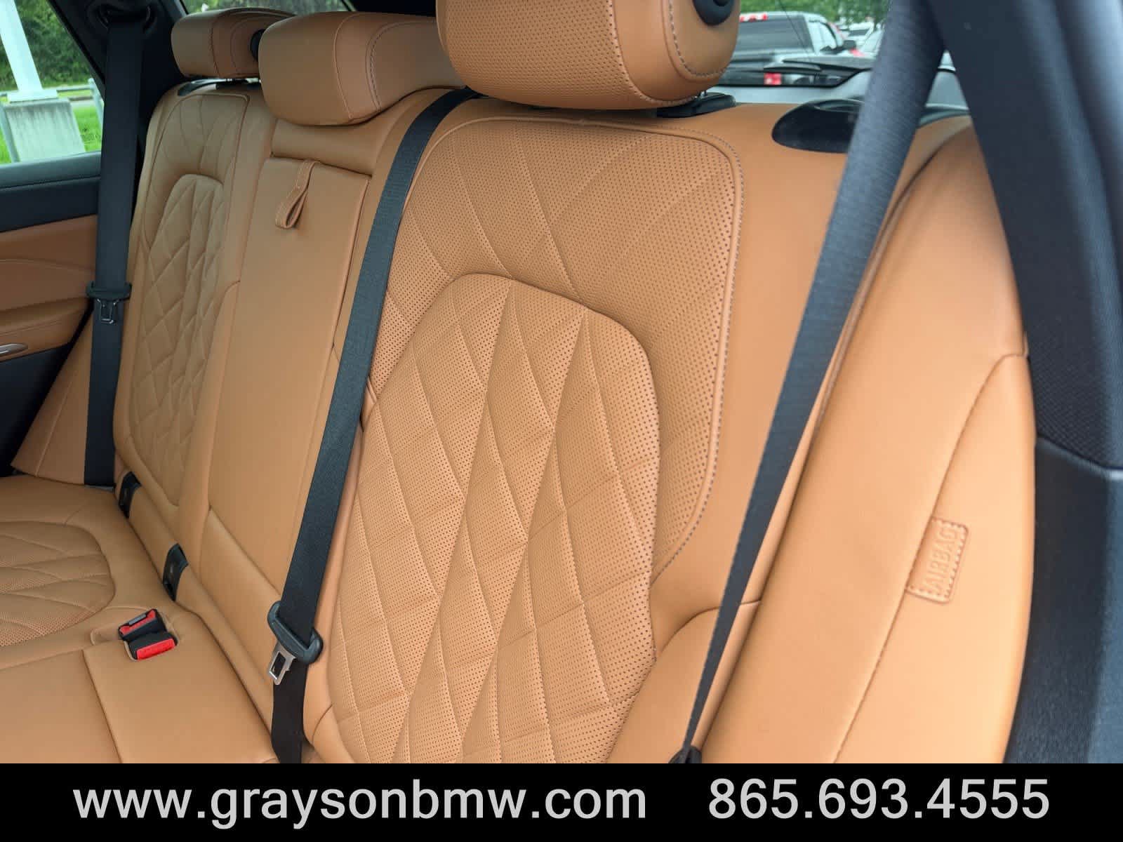 Used 2023 BMW X5 M50i w/ Parking Assistance Package AWD/4WD image 15