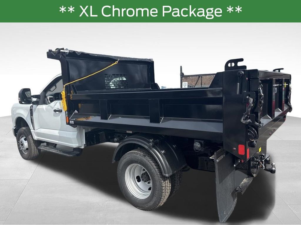 New 2026 Ford F350 XL w/ XL Chrome Package AWD/4WD image 4