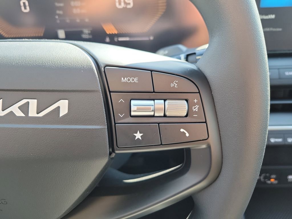 New 2026 Kia K4 LXS image 26