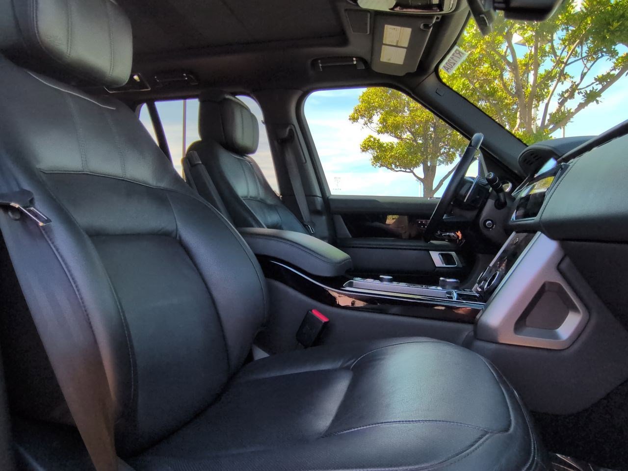 Used 2021 Land Rover Range Rover Autobiography Fifty Edition AWD/4WD image 26