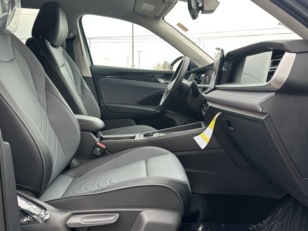 New 2026 Volkswagen Tiguan SE image 16