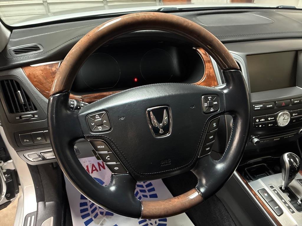 Used 2012 Hyundai Equus Signature image 16