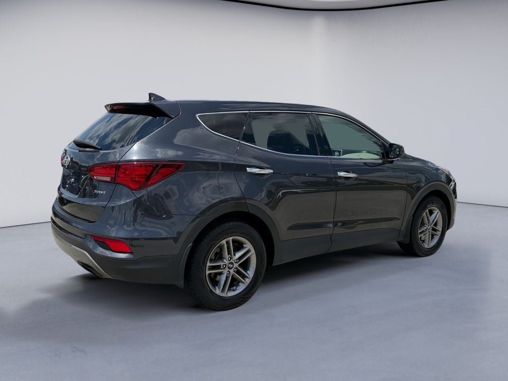 Used 2017 Hyundai Santa Fe Sport FWD image 5