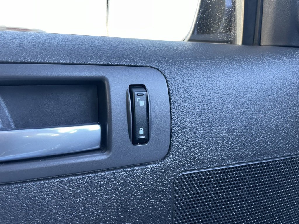 Used 2009 Ford Mustang Shelby GT500 image 23