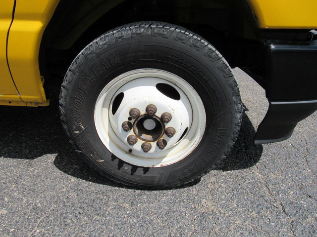 Used 2021 Ford E-350 and Econoline 350 Super Duty RWD image 10
