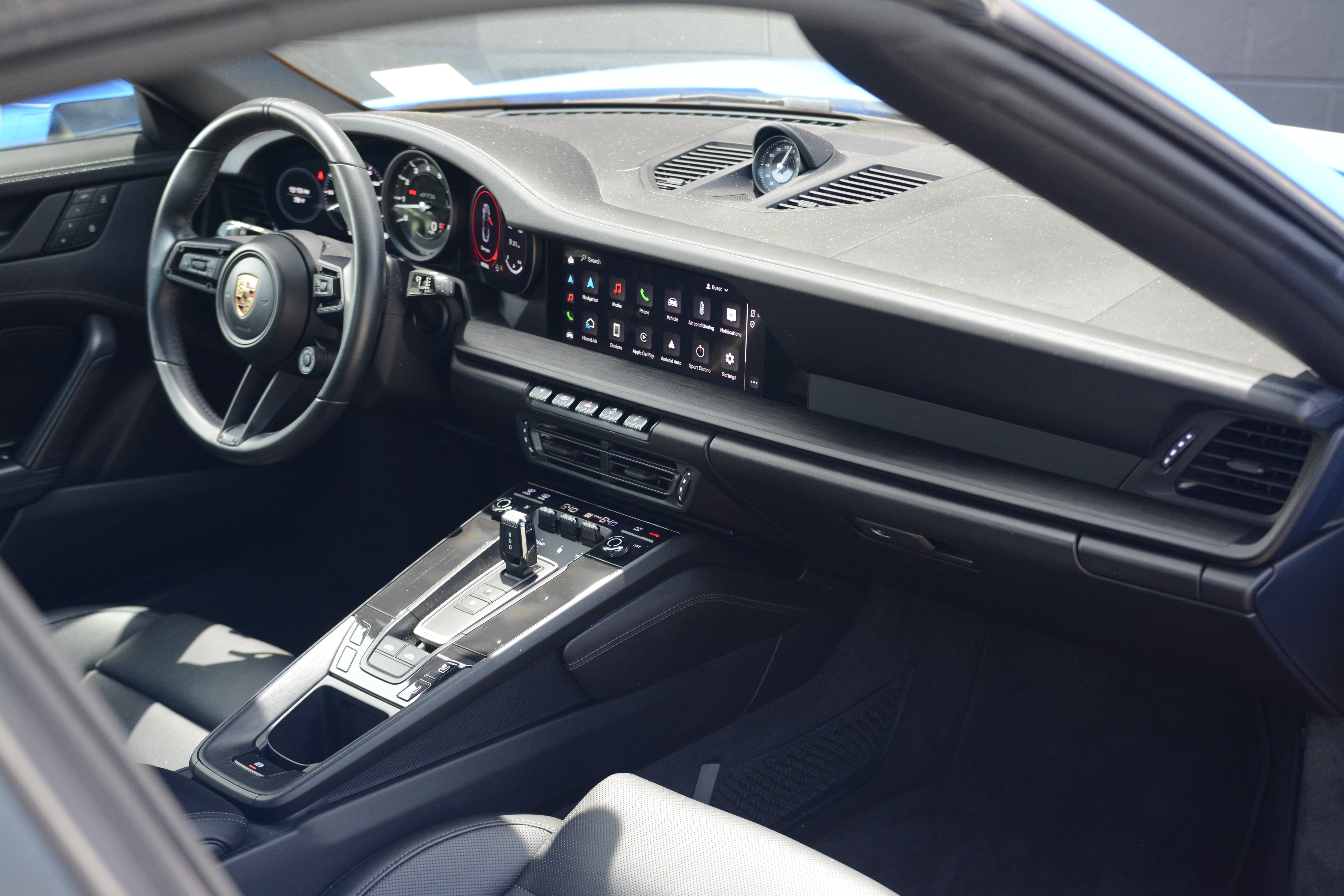 Certified 2022 Porsche 911 Targa 4 GTS AWD/4WD image 30