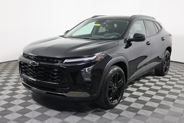 Used 2024 Chevrolet Trax ACTIV w/ Sunroof Package