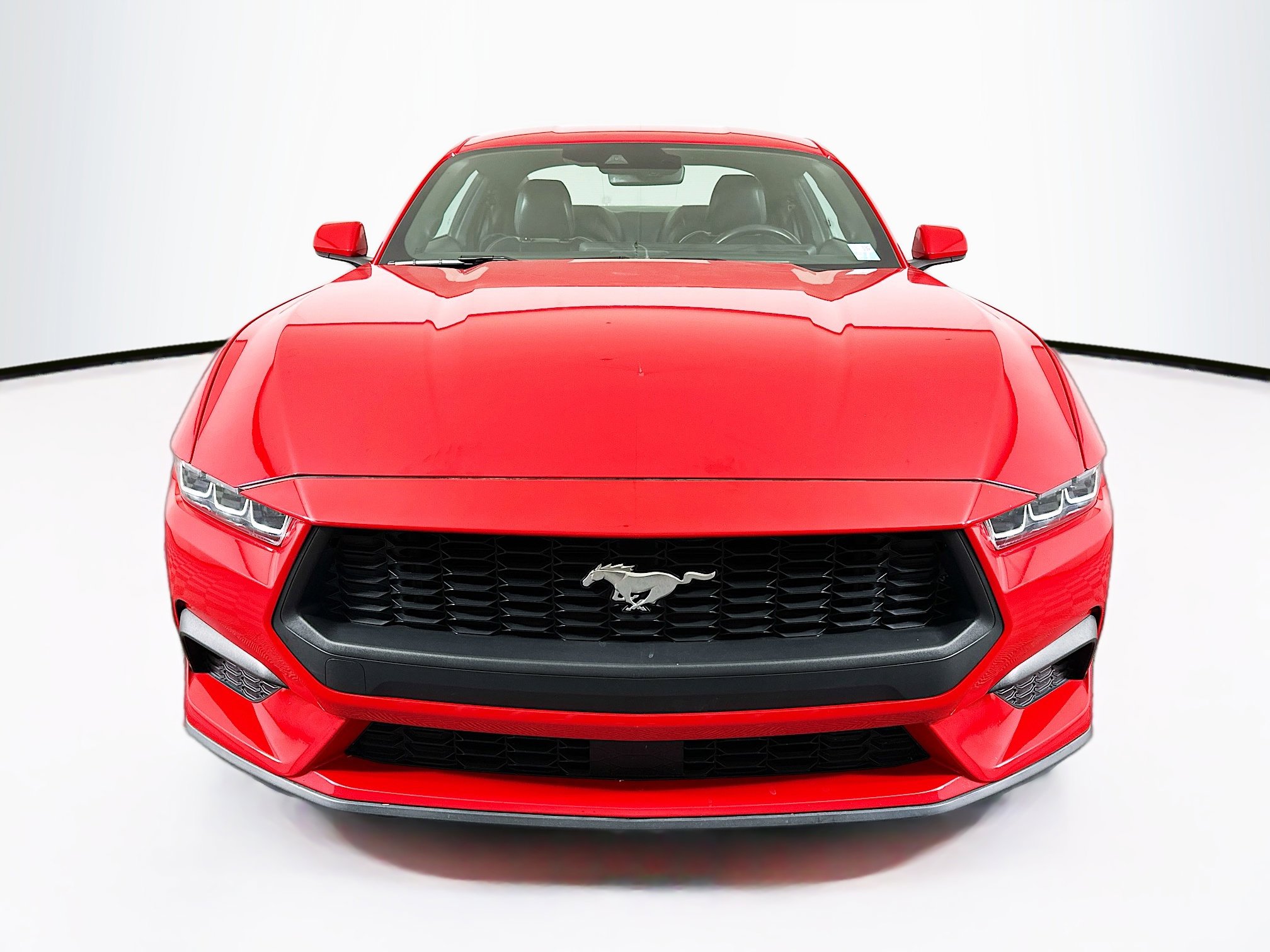 Used 2024 Ford Mustang Premium image 2
