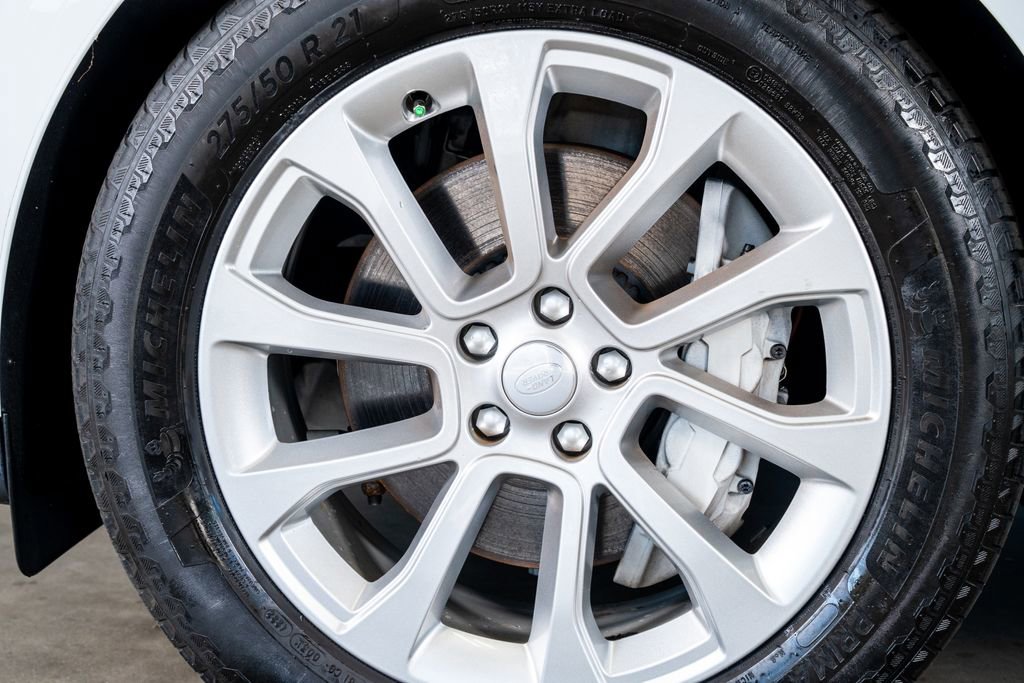 Used 2023 Land Rover Range Rover Sport SE image 10