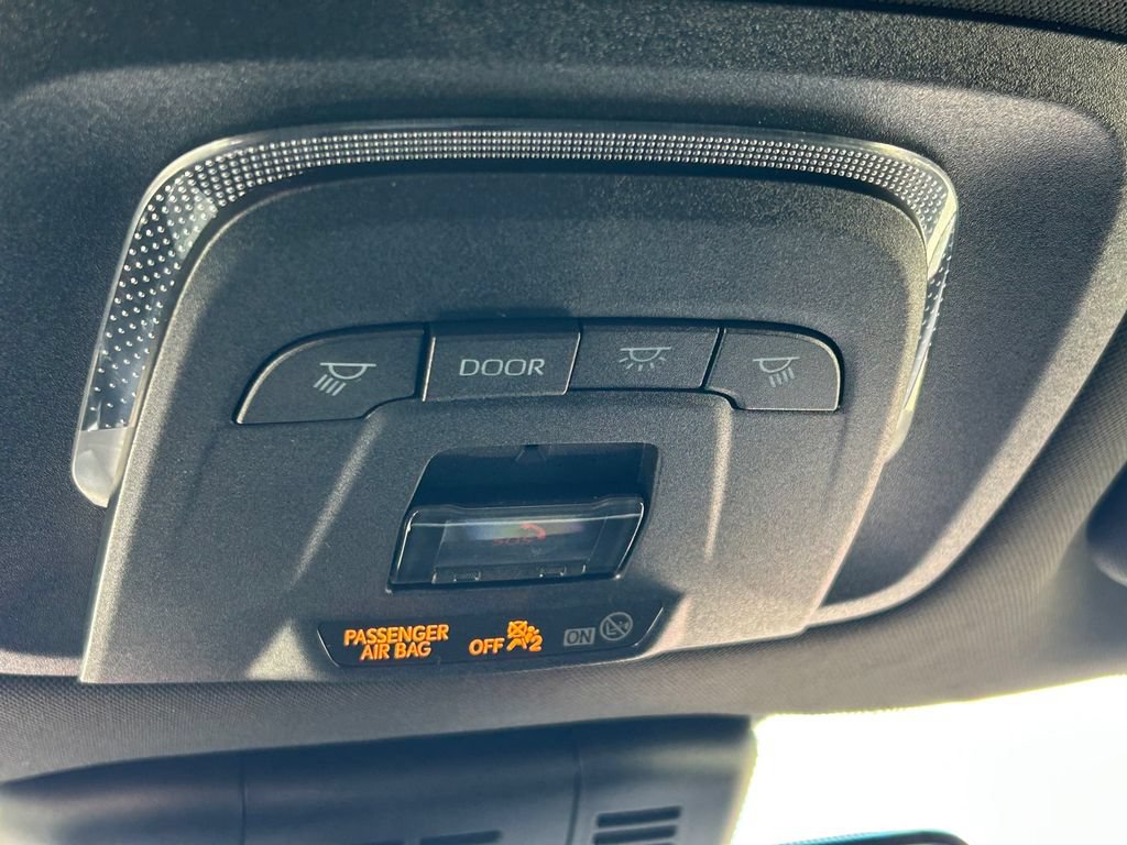 Certified 2023 Toyota Crown AWD/4WD image 17