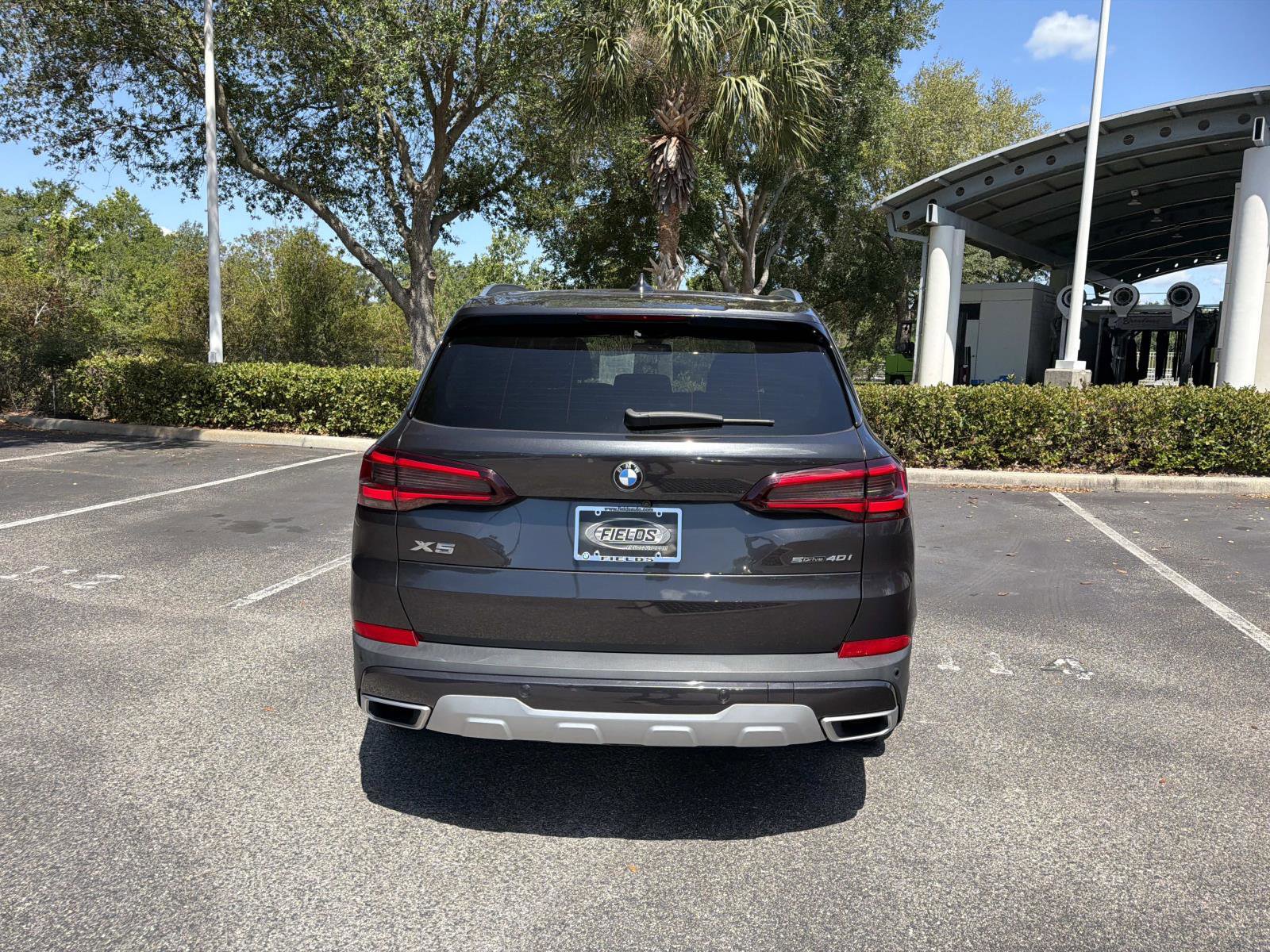 Used 2022 BMW X5 sDrive40i w/ Parking Assistance Package RWD image 5
