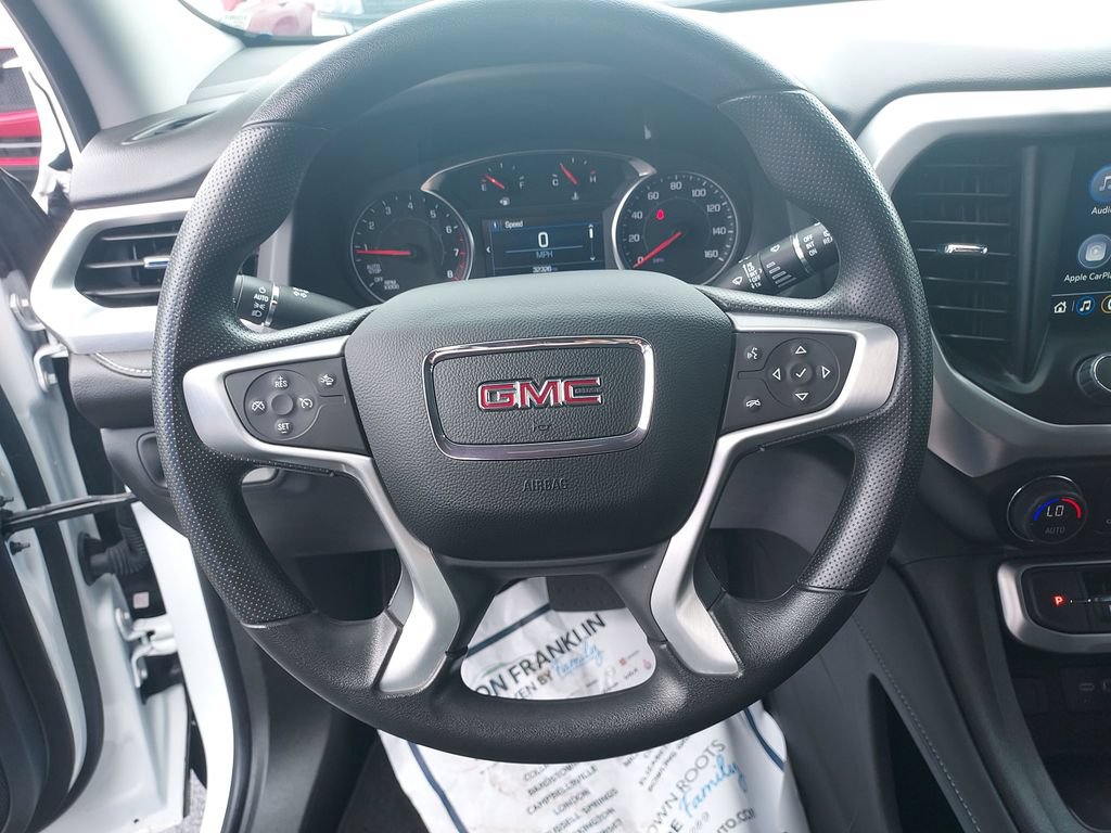 Used 2023 GMC Acadia SLE FWD image 17