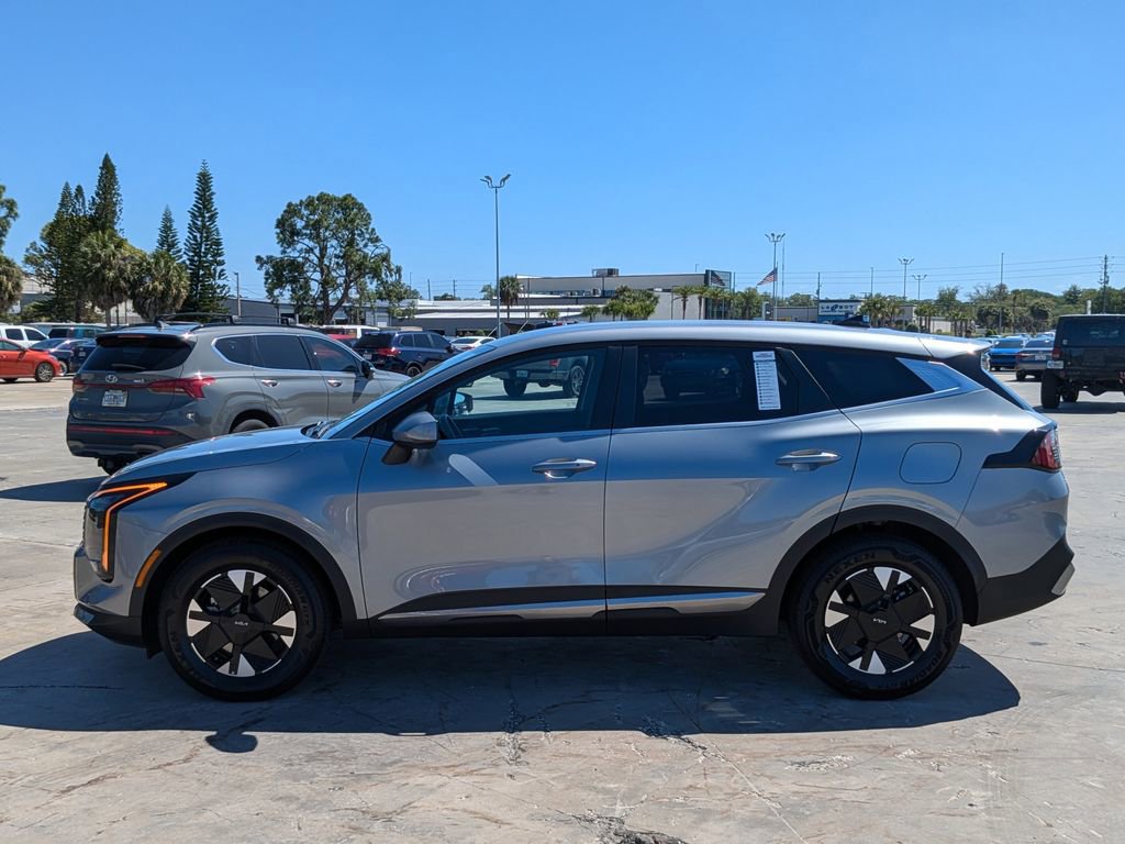 Certified 2026 Kia Sportage LX FWD image 5