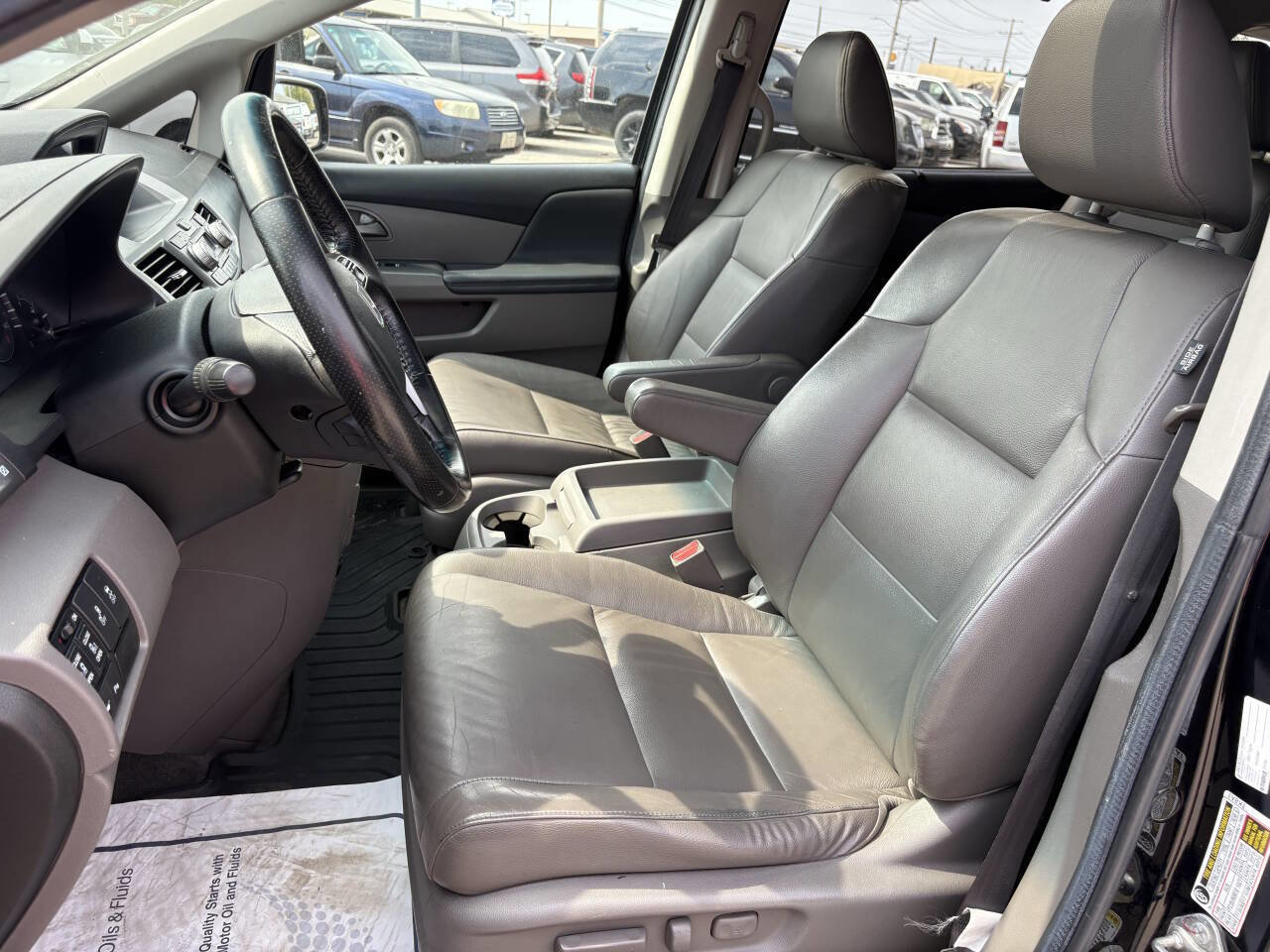 Used 2012 Honda Odyssey Touring Elite image 27