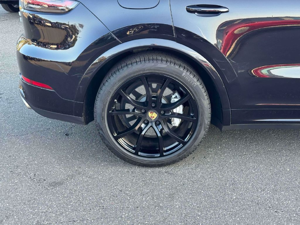 Used 2019 Porsche Cayenne Turbo AWD/4WD image 10