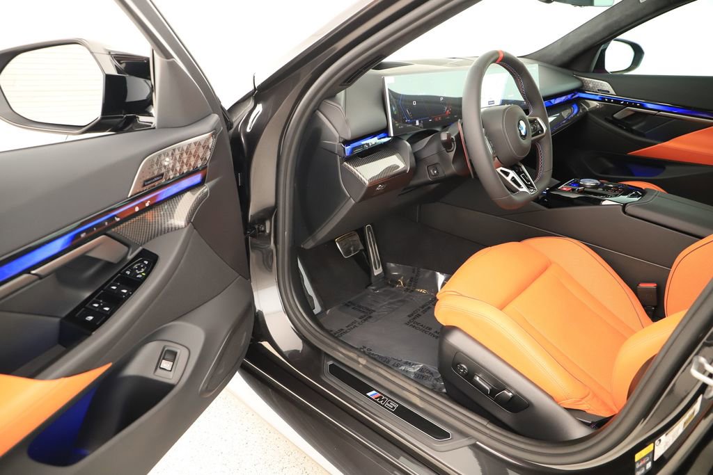 Used 2026 BMW M5 Touring AWD/4WD image 14