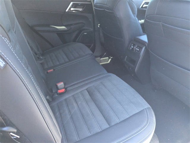 New 2025 Mitsubishi Outlander Trail Edition image 9