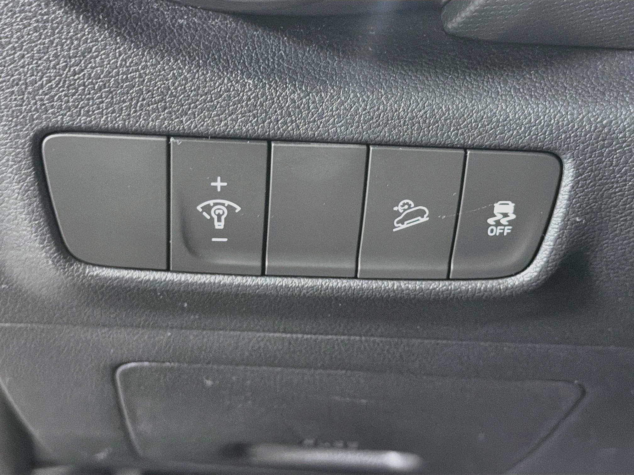 Used 2023 Hyundai Kona SEL FWD image 16