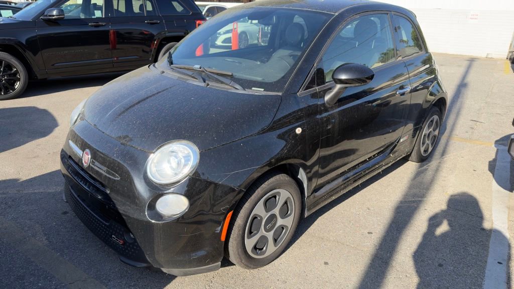Used 2015 FIAT 500 e FWD image 3
