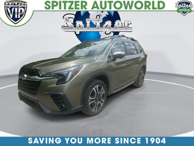 Used 2023 Subaru Ascent Limited w/ Technology Package AWD/4WD image 4