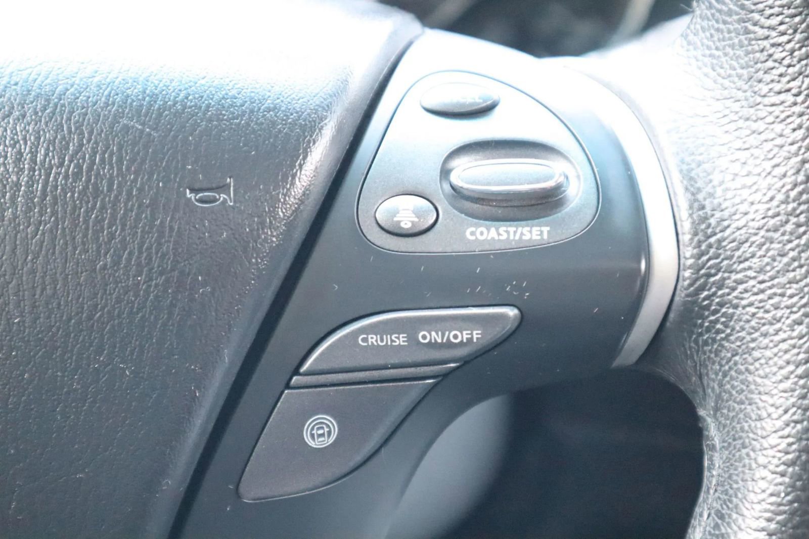 Used 2013 INFINITI JX35 AWD w/ Premium Pkg image 27