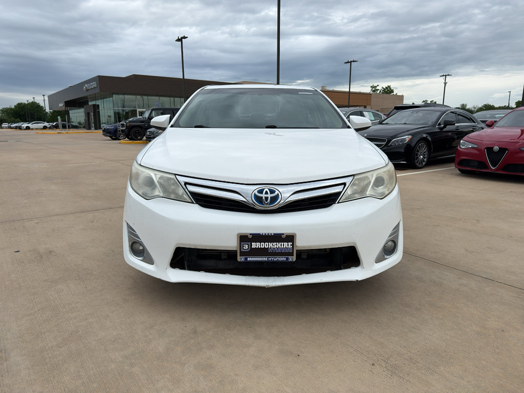 Used 2012 Toyota Camry XLE w/ Leather Pkg FWD image 2