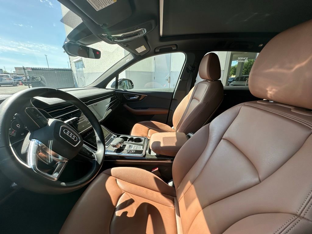 Used 2023 Audi Q7 3.0T Premium w/ Convenience Package image 8