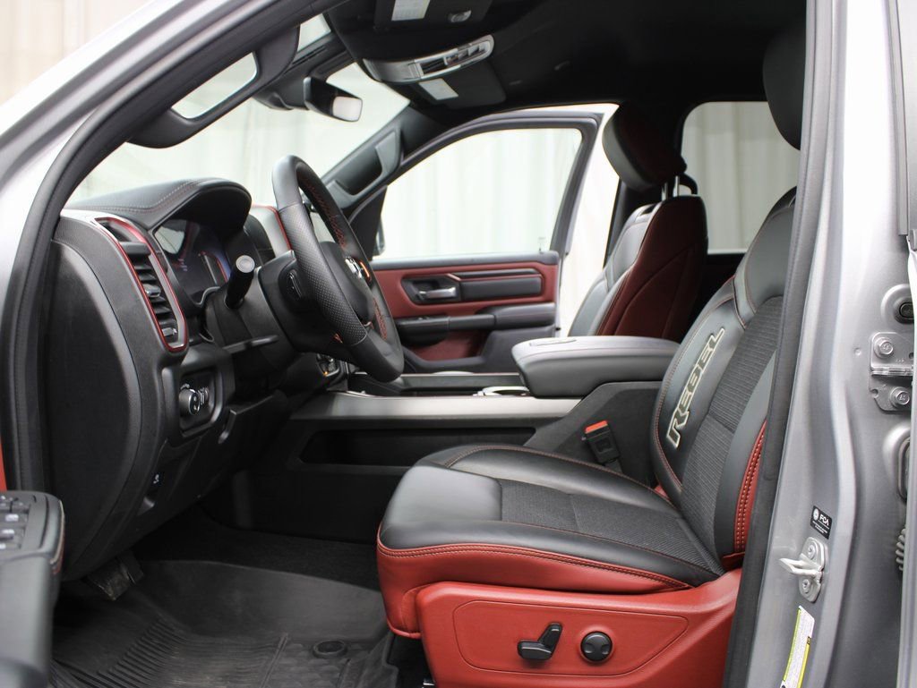 Used 2025 RAM 1500 Rebel image 9