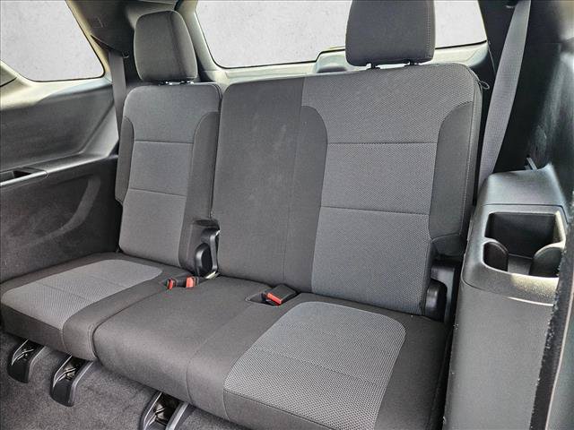 Used 2023 Chevrolet Traverse LT w/ LPO, Floor Liner Package AWD/4WD image 19
