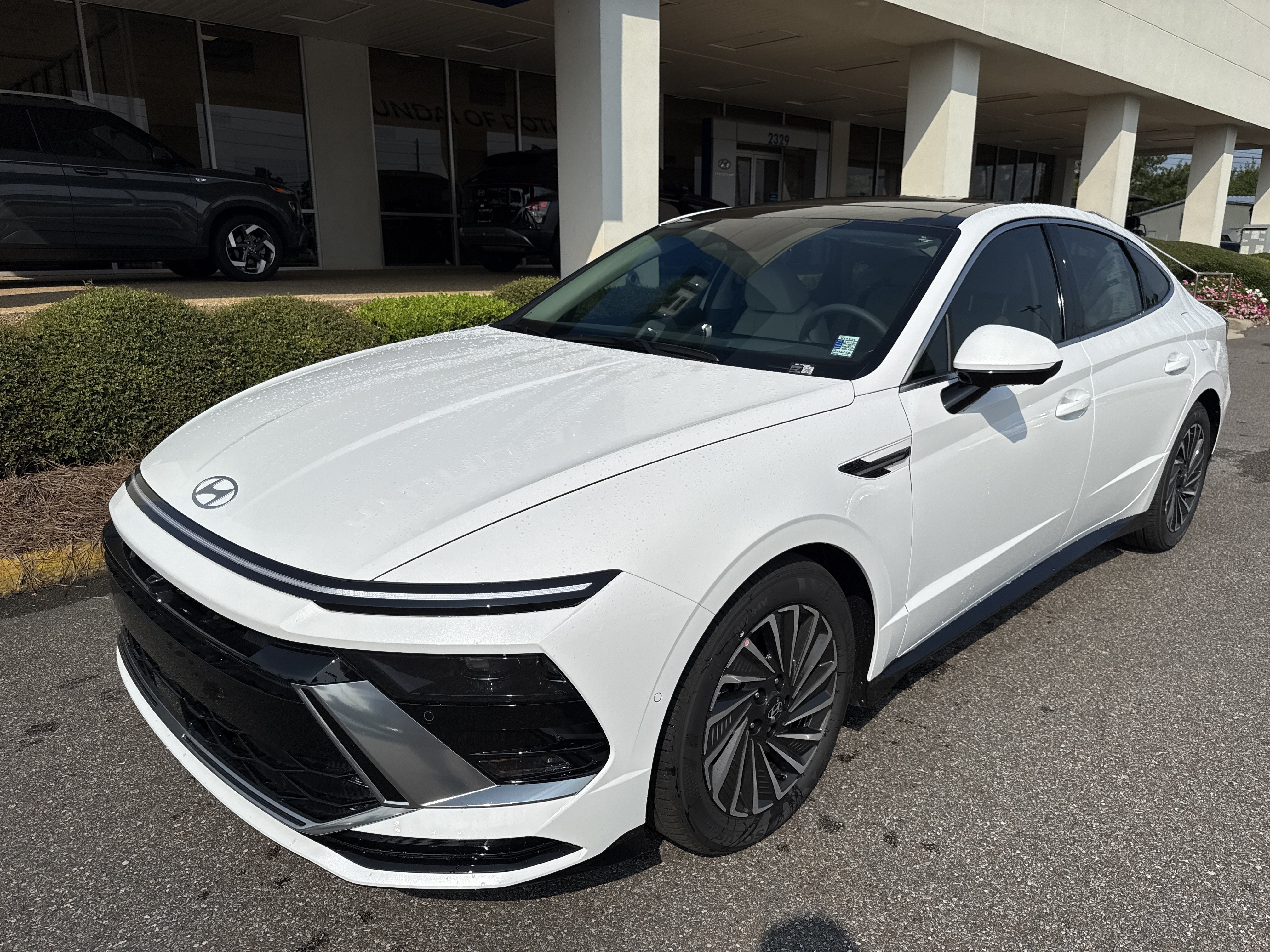 New 2026 Hyundai Sonata Limited FWD image 1