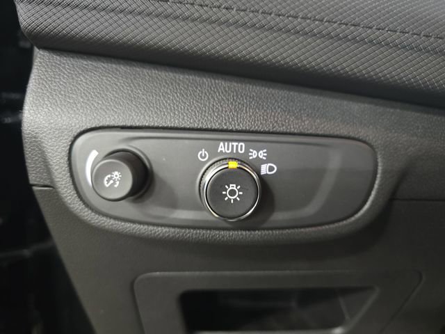 Used 2024 Chevrolet TrailBlazer LT w/ Driver Confidence Package image 27