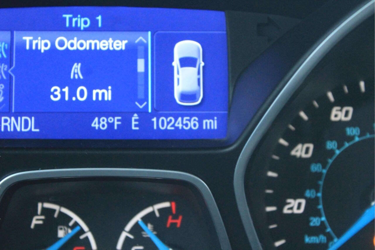 Used 2013 Ford Focus SE w/ SE Winter Pkg image 8