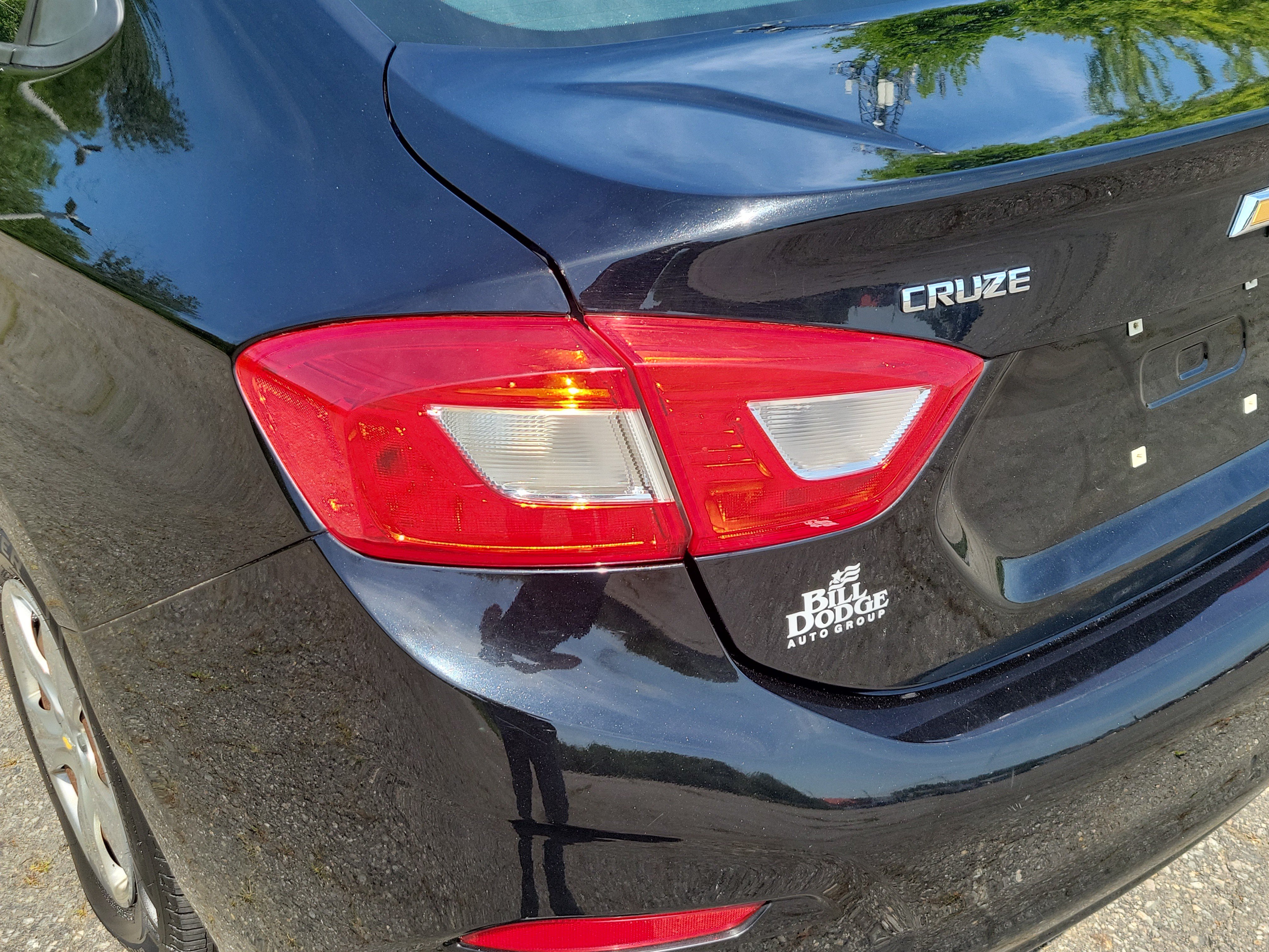 Used 2016 Chevrolet Cruze LS FWD image 11