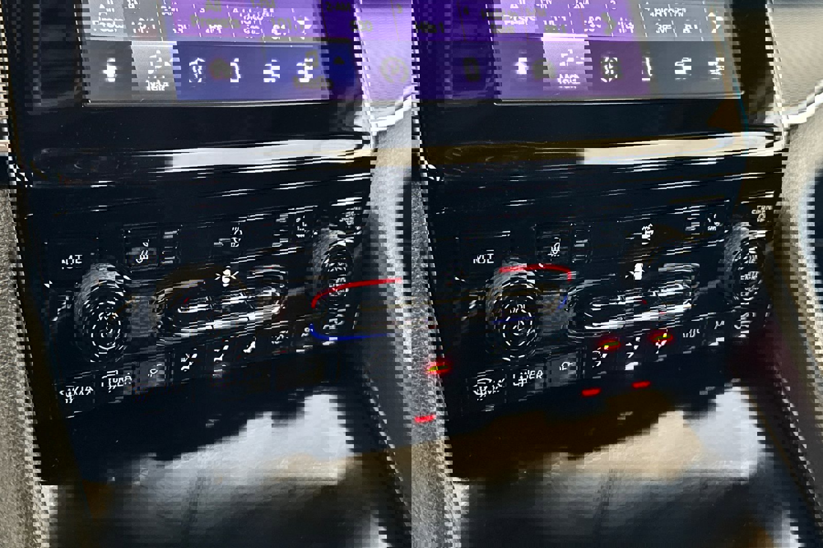 New 2025 Jeep Grand Cherokee Laredo X w/ Luxury Tech Group I image 20